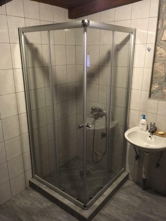 הוילה וירפזאר Rent House Orahovo מראה חיצוני תמונה